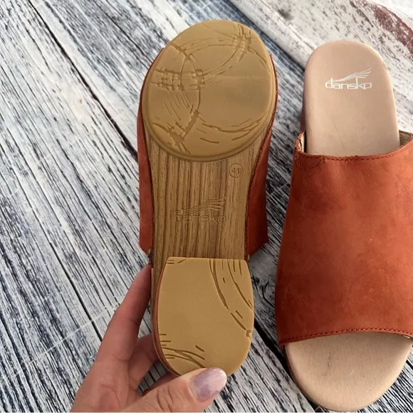 Dansko Sandals Maci Rust Coral Nubuck Leather Slip On Shoes Women