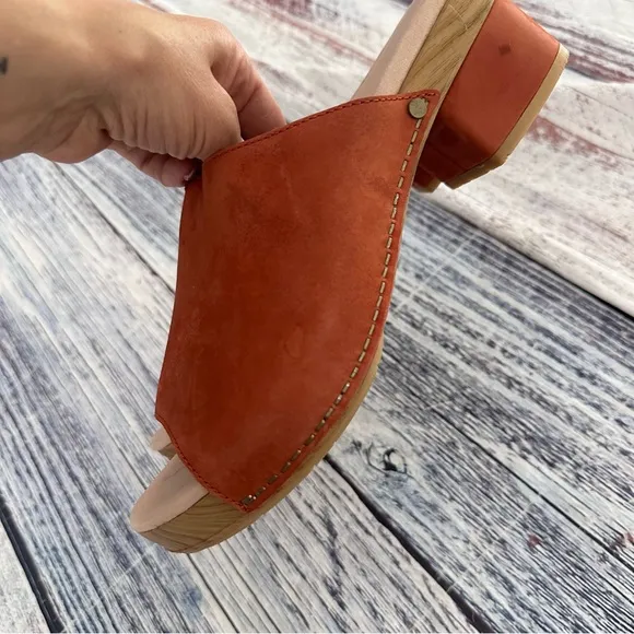 Dansko Sandals Maci Rust Coral Nubuck Leather Slip On Shoes Women
