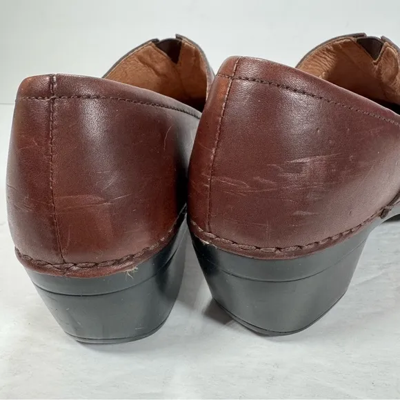 Dansko Solstice Brown Leather Slip On Clogs Women Size 8