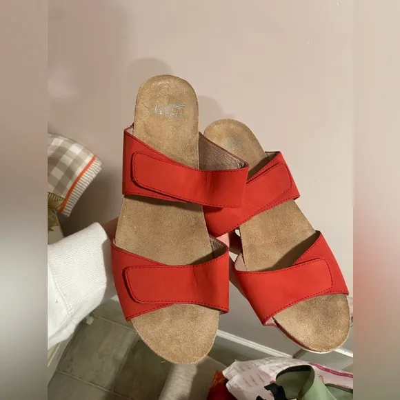Dansko Vienna Milled Nubuck Leather Double Strap Slide Wedge Sandal Size 41