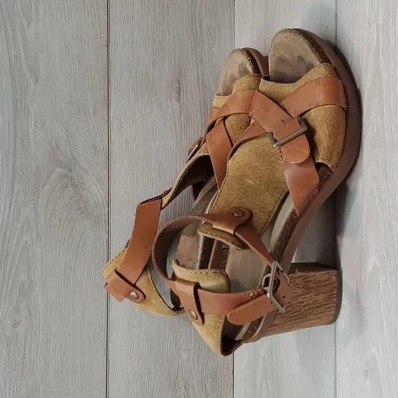 Dansko Women Ankle Leather Strap Heels Sandals Shoes sz 37/6.5-7