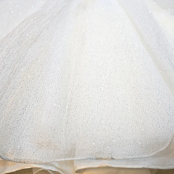 David's Bridal Sparkle Organza Flower Girl Dress w/Applique Solid Ivory Size 3