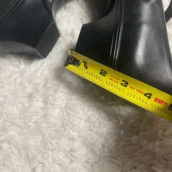 De Comfort Cindee leather Black Mary Jane Shoes with BOA closure system SZ12W