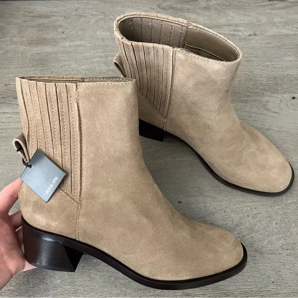 Dolce Vita Linny H2O Boots in Truffle Suede