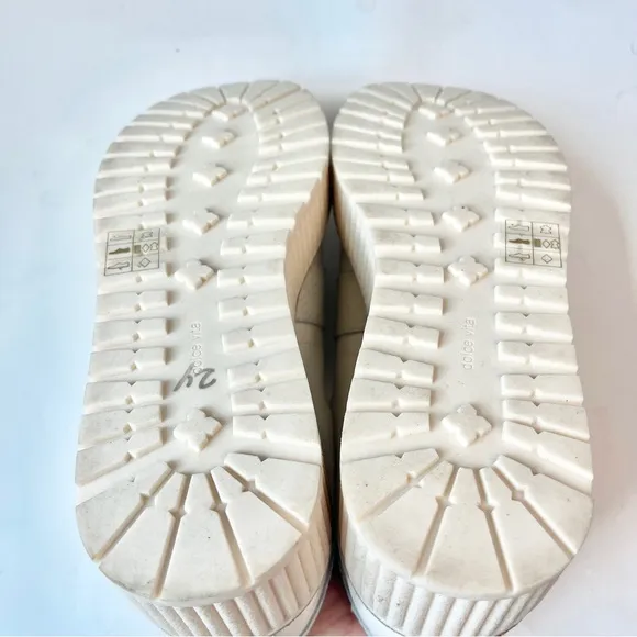 Dolce Vita Women's Tiger Lace Up Platform Sneakers