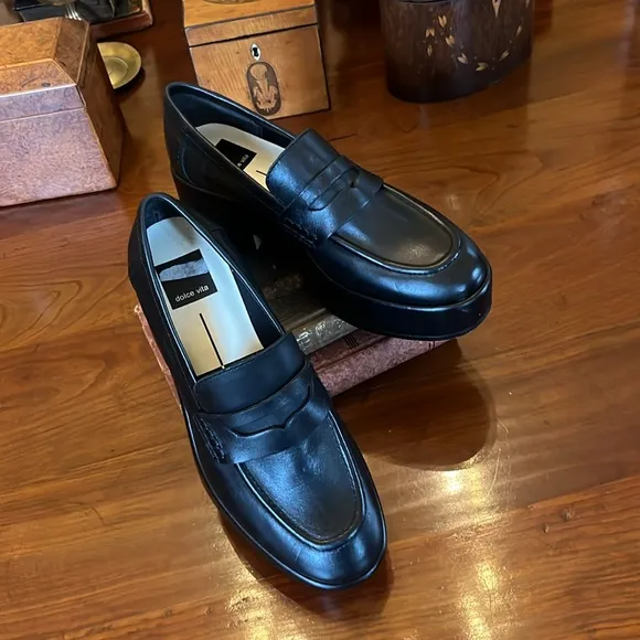Dolce Vita Women's Yanni Loafers