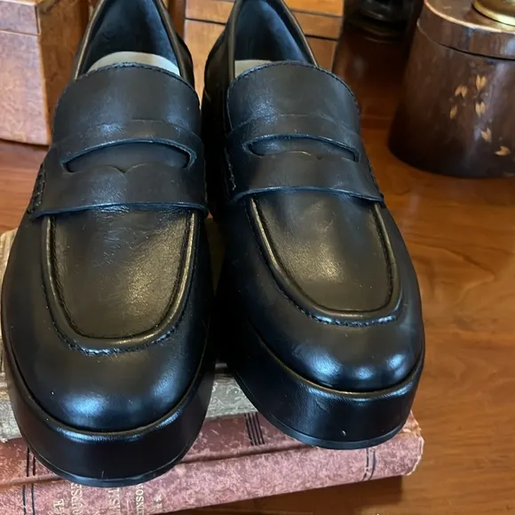 Dolce Vita Women's Yanni Loafers