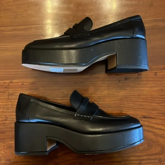 Dolce Vita Women's Yanni Loafers
