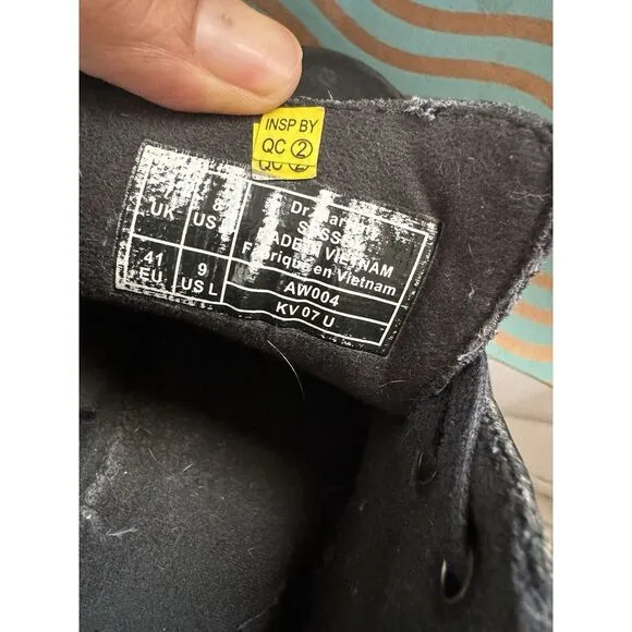 Dr‎ Martens Black P1004122/AW004 Men's Sz 8M 9L Made in England