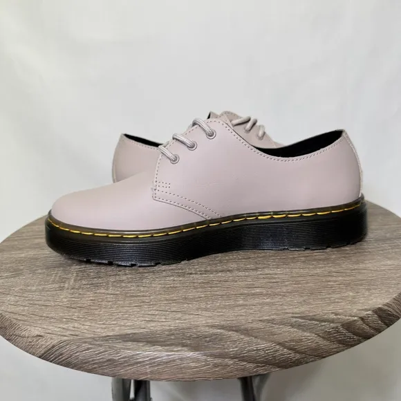 Dr. Martens Zavala Lo Women's 8 Men's 7 Oxford Shoe Doc Taupe Casual Classic
