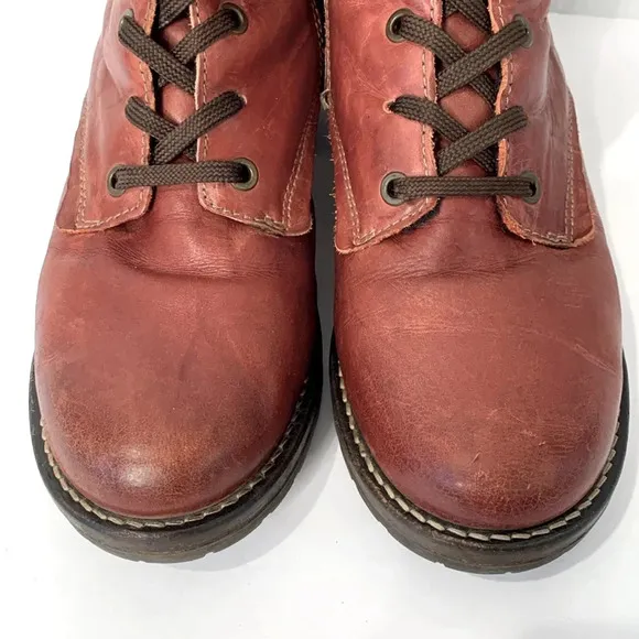 Dromedaris Women's Kara Combat Red Leather   Suede Lace-up Comfort Inside Zip