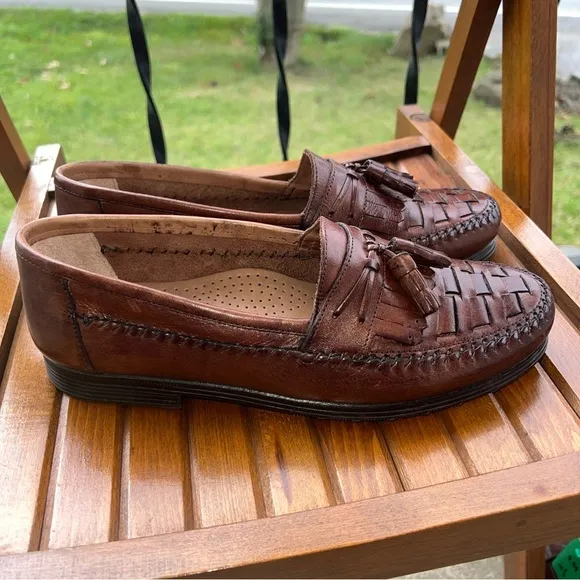 EARTH DALE BROWN LEATHER TASSELED LOAFERS SLIP ONS SHOES MOCS US MENS SZ 8.5D