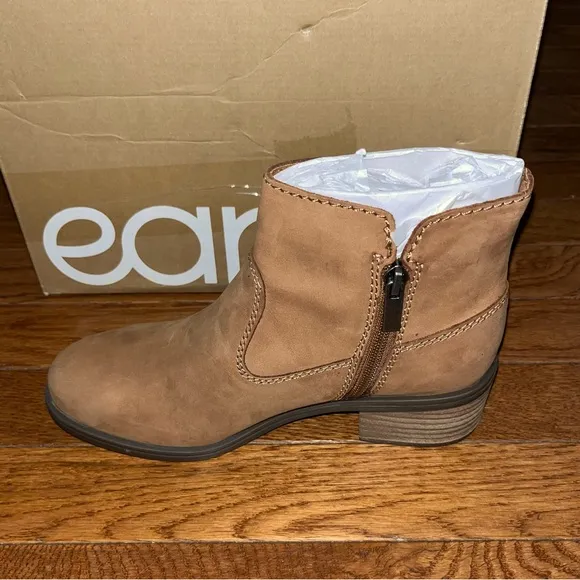 Earth Oslo Comfort Ankle Booties Medium Brown Suede Women's Size 6