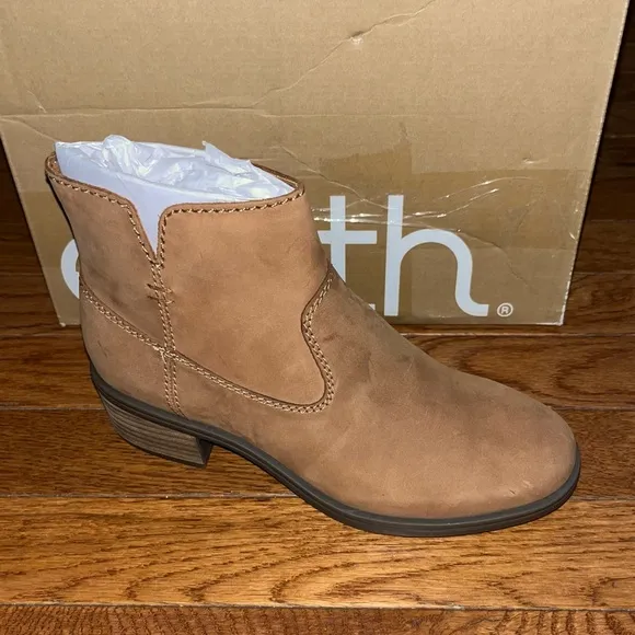 Earth Oslo Comfort Ankle Booties Medium Brown Suede Women's Size 6