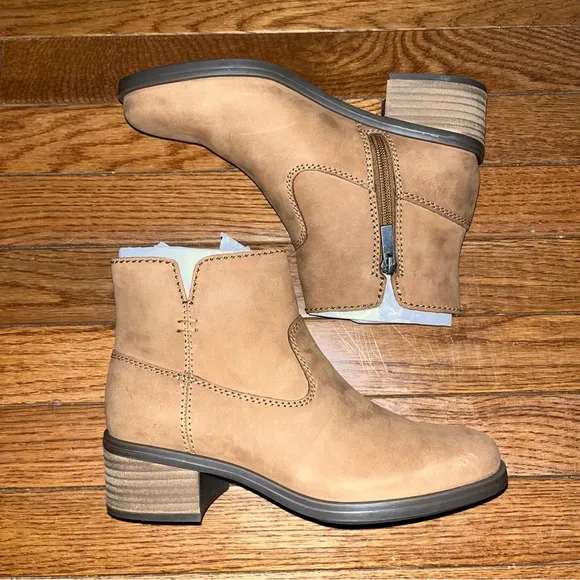 Earth Oslo Comfort Ankle Booties Medium Brown Suede Women's Size 6
