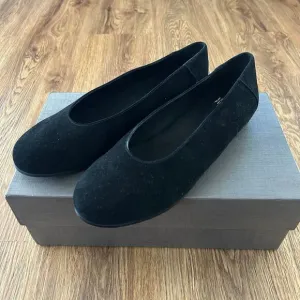 EILEEN FISHER black flats slip on shoes women’s 8 new