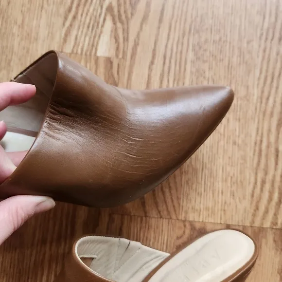 EUC ABLE Brown Cognac Leather Mules, Size 9