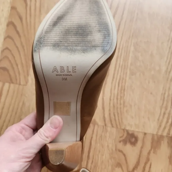 EUC ABLE Brown Cognac Leather Mules, Size 9