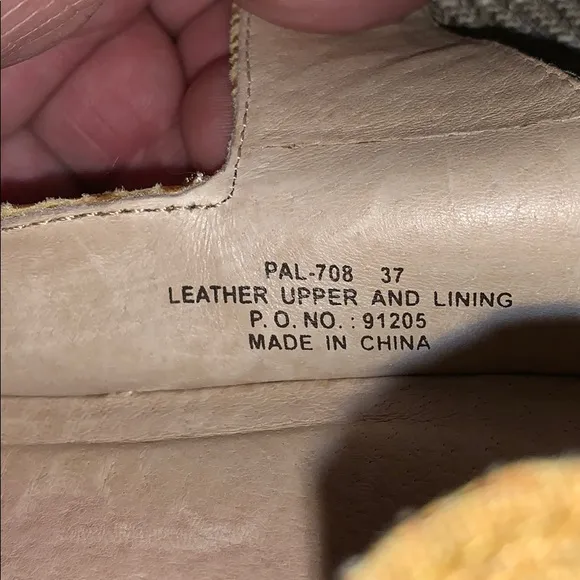 EUC Alegria PAL - 708 leather Upper Shoes Size 37.