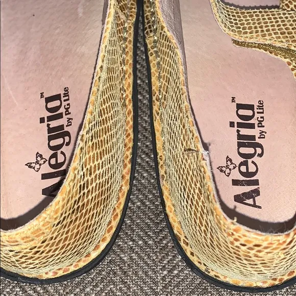 EUC Alegria PAL - 708 leather Upper Shoes Size 37.