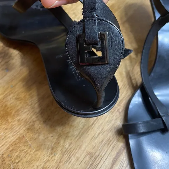 Fendi leather strap heel shoes size 39 1/2