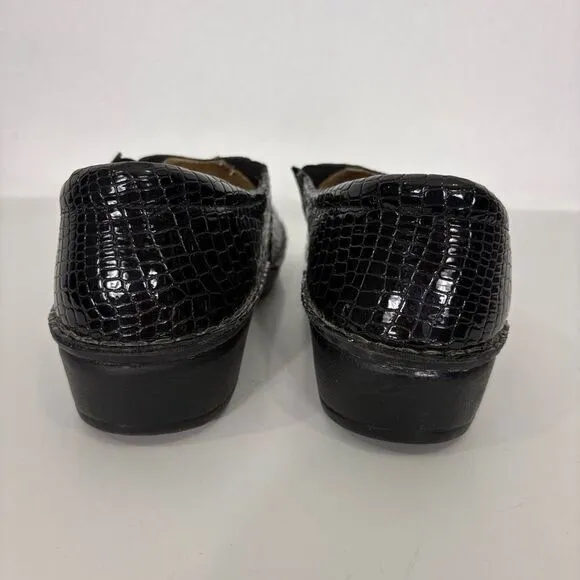 Finn Comfort Black Alligator Slip On Shoes Size US 8