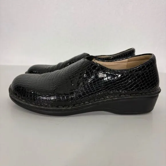 Finn Comfort Black Alligator Slip On Shoes Size US 8