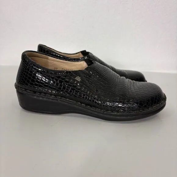 Finn Comfort Black Alligator Slip On Shoes Size US 8