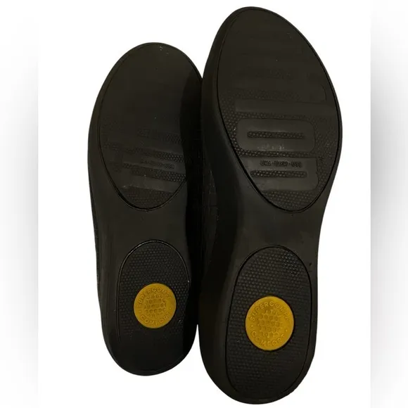 Fitflop black leather loafer womens size 8‎
