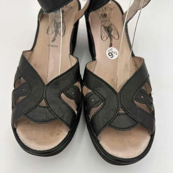 Fly London Yrat 021 Black Ankle Strap Buckle Closure Wedge Sandals Size 41 EU