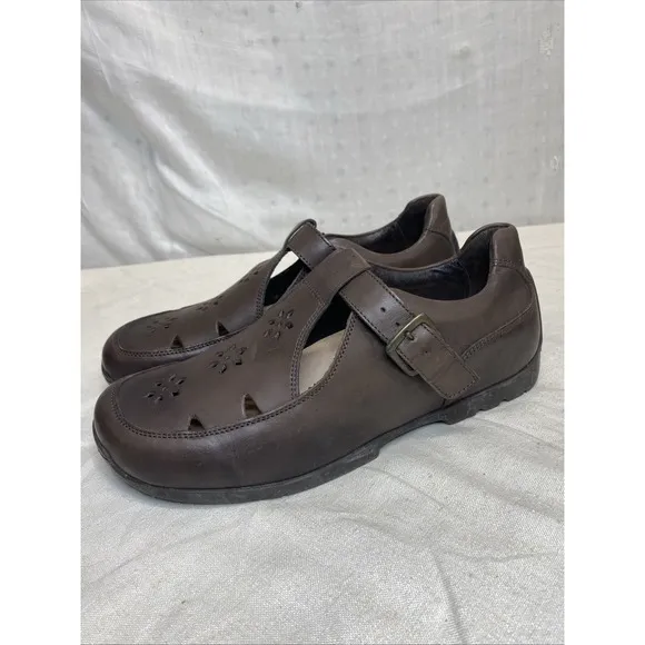 Footprints by Birkenstock T Strap Mary Jane Shoes Brown Leather 39 US 8 Flowers