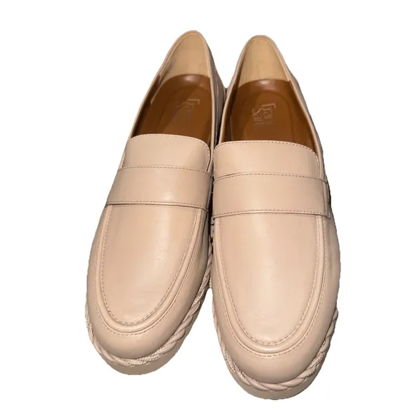 ❤️Franco Sarto Women's Taupe Penny Loafers Size 10M Lugged Sole Casual