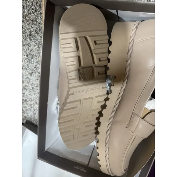 ❤️Franco Sarto Women's Taupe Penny Loafers Size 10M Lugged Sole Casual