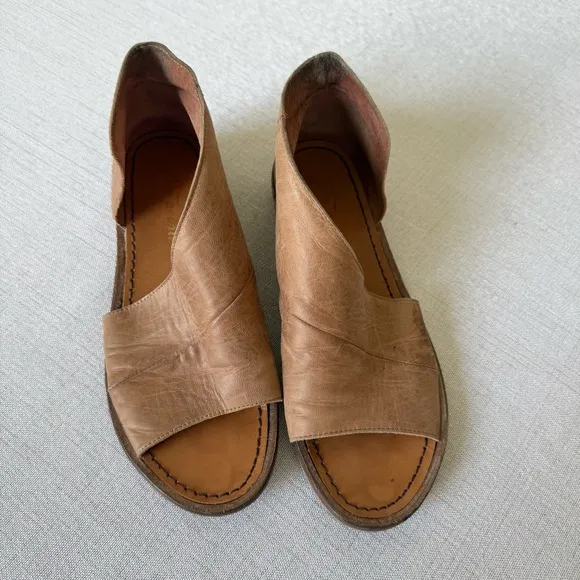 Free People Mont Blanc Brown Leather Sandals Summer Casual Vacation Sz 38 / 7.5