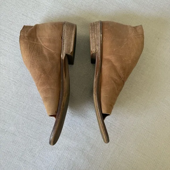 Free People Mont Blanc Brown Leather Sandals Summer Casual Vacation Sz 38 / 7.5