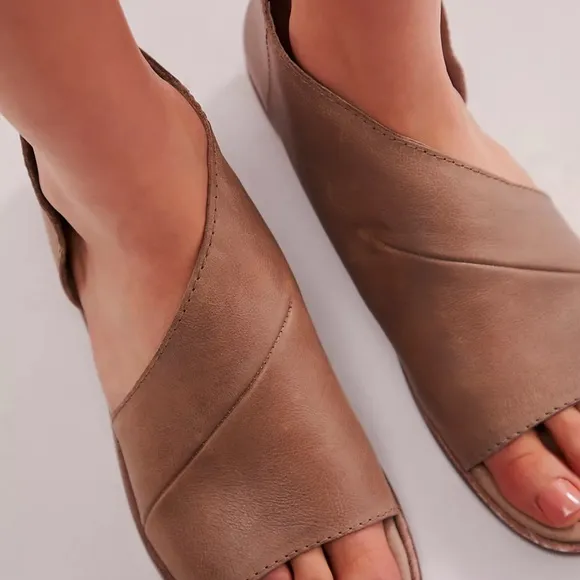 Free People Mont Blanc Brown Leather Sandals Summer Casual Vacation Sz 38 / 7.5