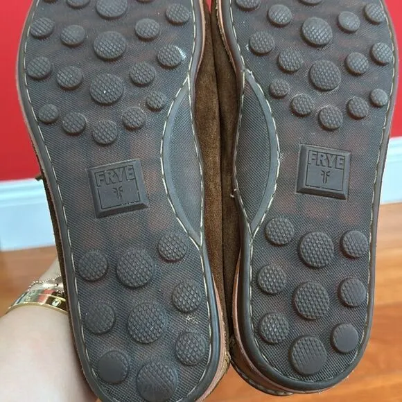 FRYE Men's Harris Tie Slip-On Brown Suede  Loafer driver size 9.5