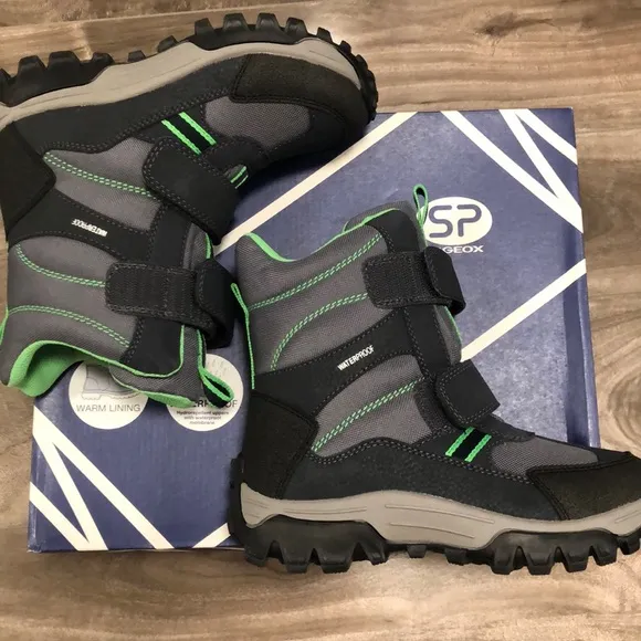 🔥🔥GEOX J Himalaya Waterproof Boots.