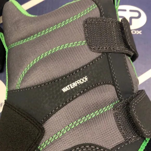 🔥🔥GEOX J Himalaya Waterproof Boots.