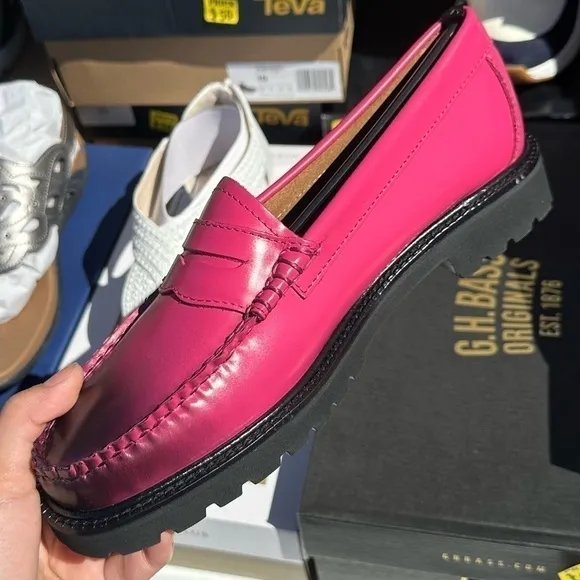 G.H.BASS | Women's Whitney Candy Lug Weejuns Loafer Shoes | Pink size 8 and 5