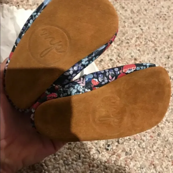 Girl’s Mon Petit T-Strap Leather Shoes