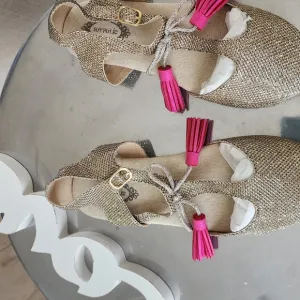 Gold and Pink Joyfolie Shoes with Tassels