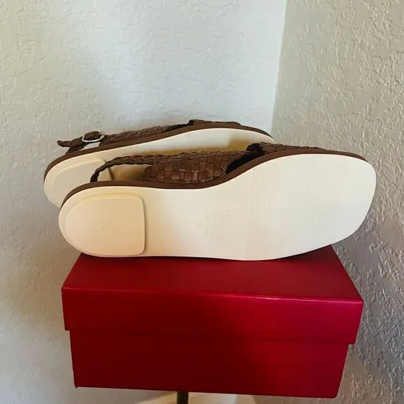 GOLO Criss Slingback Leather Sandal, Size 7.5, NWT