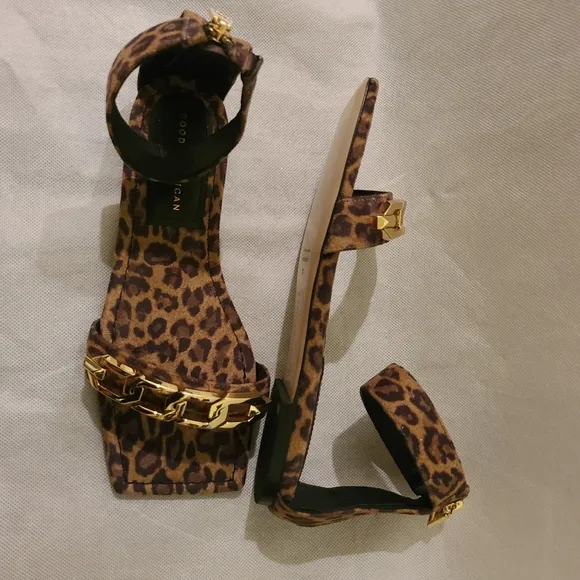 Good American Women's Ankle Strap Sandals in Leopard Print Sz 8
