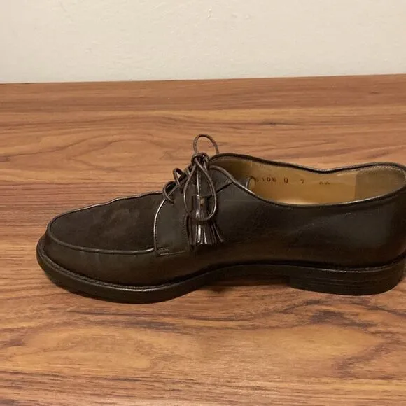 Gucci Authentic Women’s Lace Up Leather &amp; Suede Brown Shoes. Size 7AA.