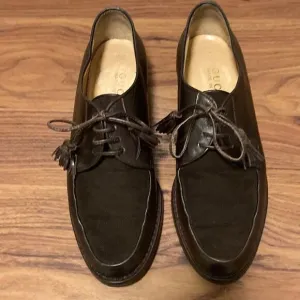 Gucci Authentic Women’s Lace Up Leather &amp; Suede Brown Shoes. Size 7AA.