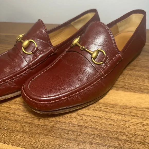 Gucci  Mens Horsebit Rosso Bright Bordeaux  Loafer Size 8,5