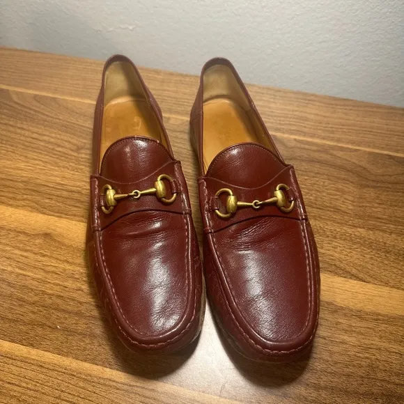 Gucci  Mens Horsebit Rosso Bright Bordeaux  Loafer Size 8,5