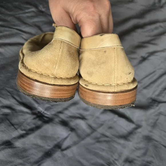 Henry Cuir For Barney's Tan Casual Shoes Sz 38.5