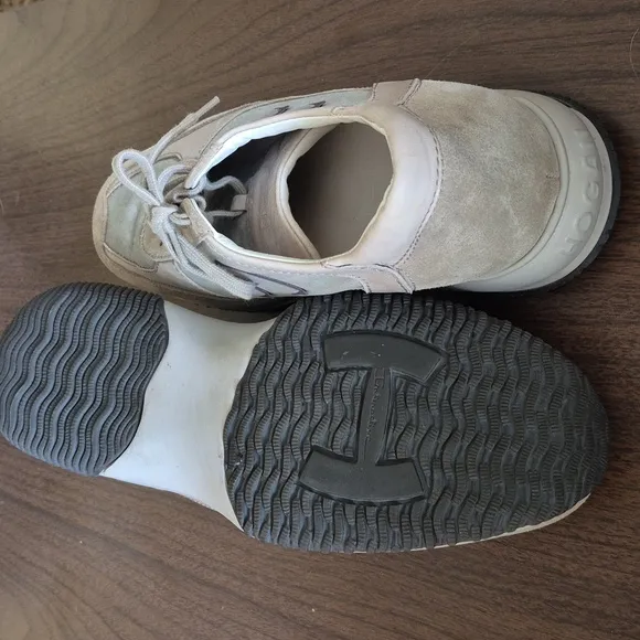 Hogan Men's Beige and Gray Casual Sneakers Size 8.5